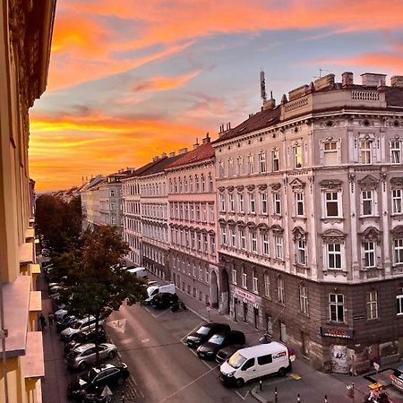 Trendy Apartment Near Schloss Schonbrunn Wien Eksteriør billede