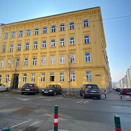 Trendy Apartment Near Schloss Schonbrunn Wien Eksteriør billede
